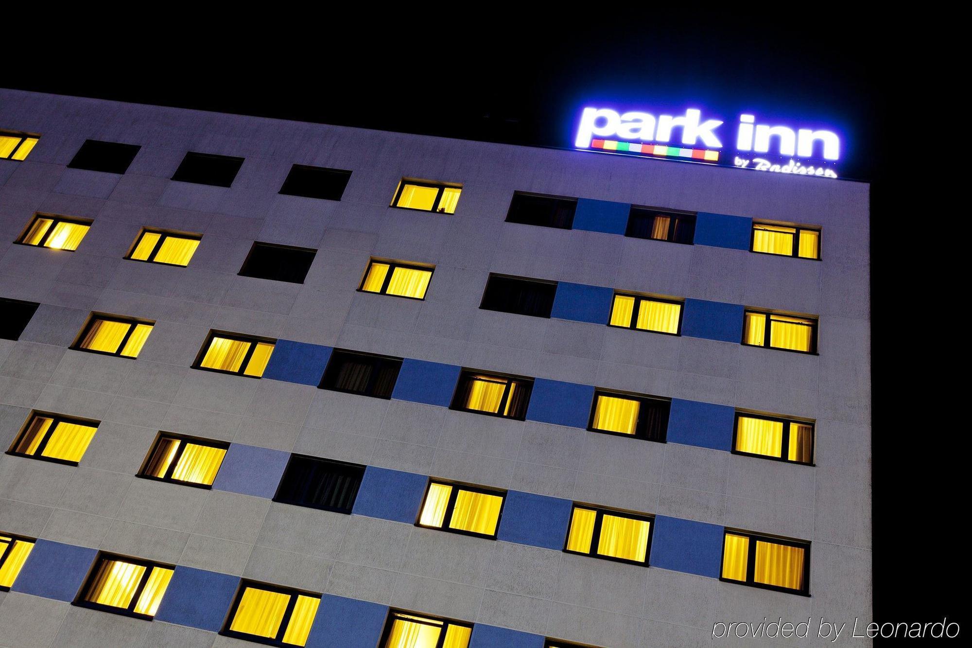 Green Park Hotel VNO Eksteriør billede