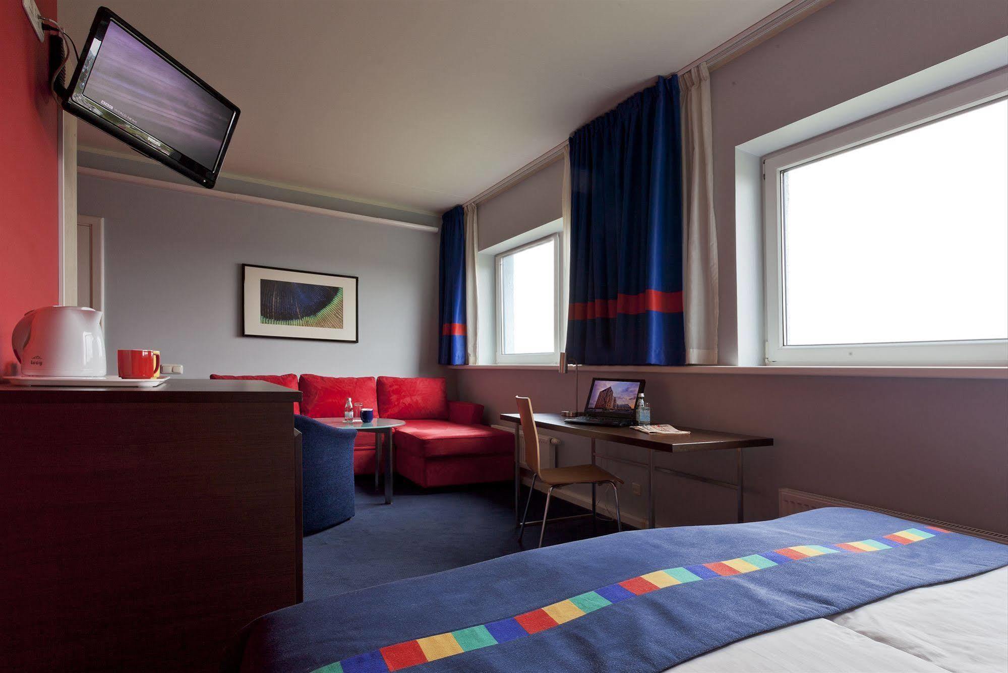 Green Park Hotel VNO Eksteriør billede