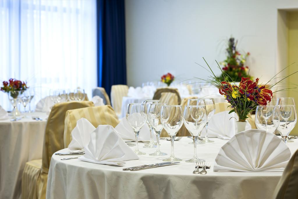 Green Park Hotel VNO Eksteriør billede